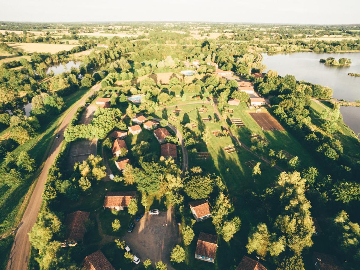 Terres De France - Natura Resort Pescalis Moncoutant Екстер'єр фото